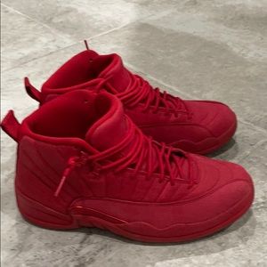 Jordan 12 gym red